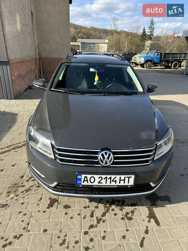 Универсал Volkswagen Passat 2013 в Перечине