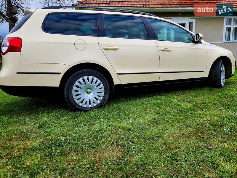 Універсал Volkswagen Passat 2010 в Косові