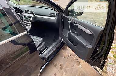 Универсал Volkswagen Passat 2013 в 