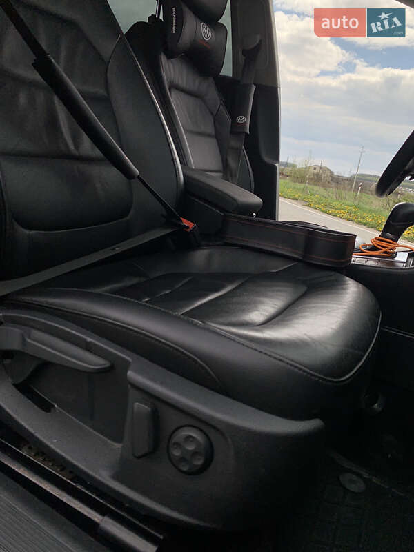 Универсал Volkswagen Passat 2011 в Хмельницком