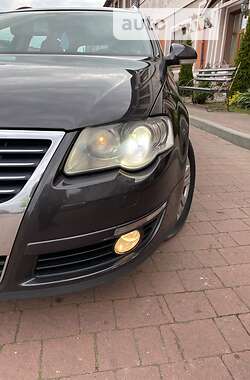 Универсал Volkswagen Passat 2009 в Стрые