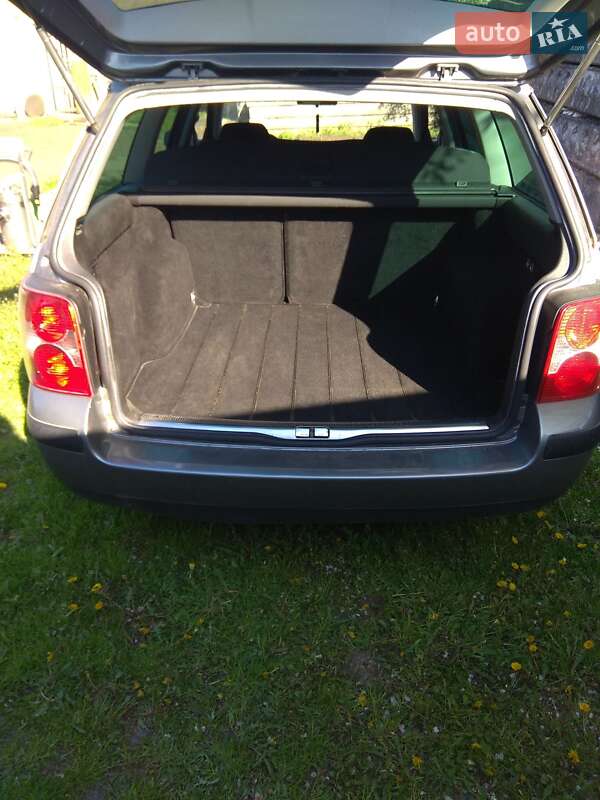 Універсал Volkswagen Passat 2003 в Києві