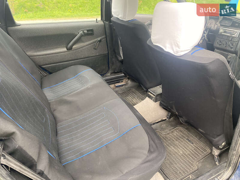 Универсал Volkswagen Passat 1989 в Корце