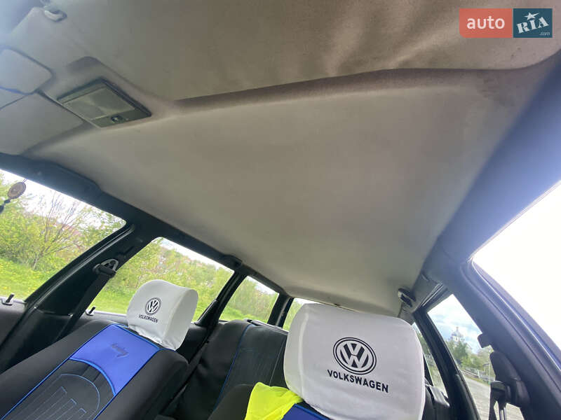 Универсал Volkswagen Passat 1989 в Корце