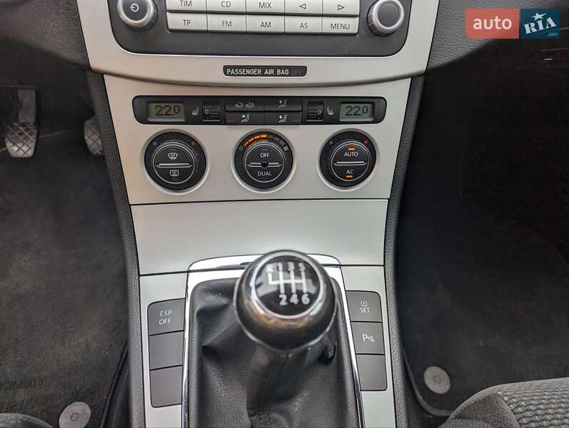 Універсал Volkswagen Passat 2008 в Снятині