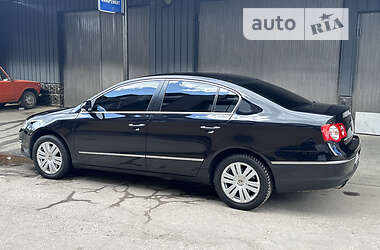 Седан Volkswagen Passat 2008 в Звягеле