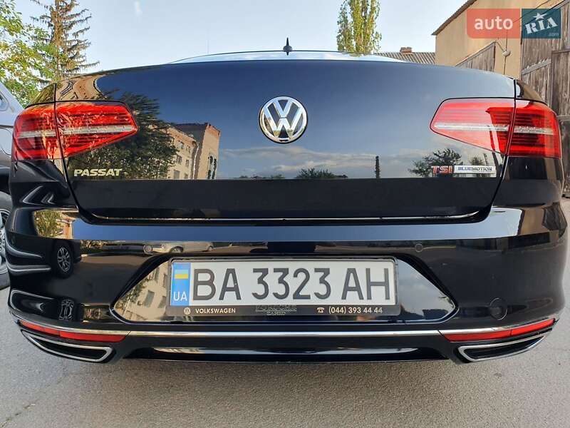 Седан Volkswagen Passat 2015 в Кропивницком фото 5 Седан Volkswagen Passat 2015 в Кропивницком