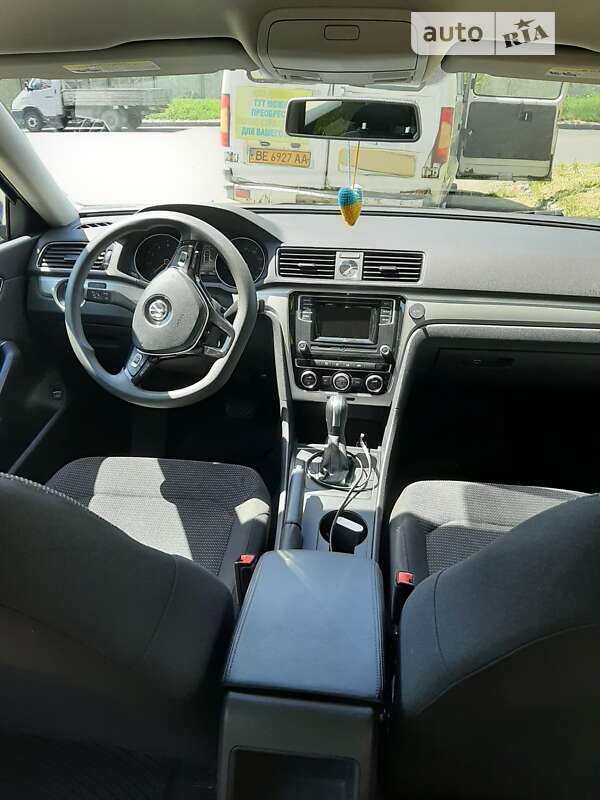 Седан Volkswagen Passat 2016 в Одессе