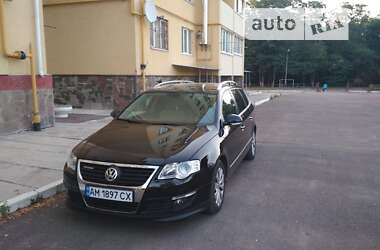 Универсал Volkswagen Passat 2009 в Коростене