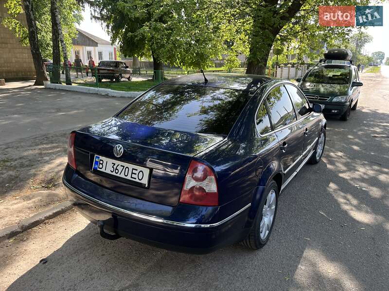 Седан Volkswagen Passat 2003 в Днепре