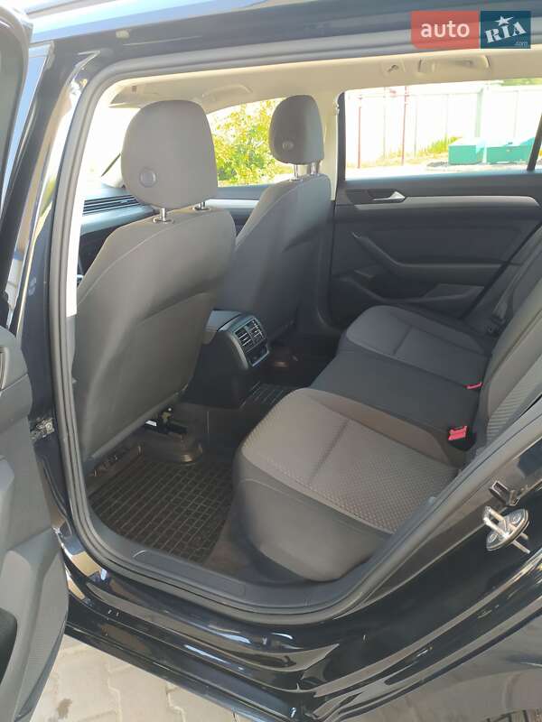 Универсал Volkswagen Passat 2015 в Ахтырке