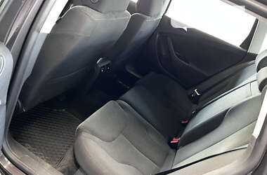Универсал Volkswagen Passat 2006 в Нововолынске