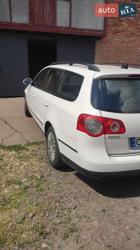 Універсал Volkswagen Passat 2010 в Ніжині