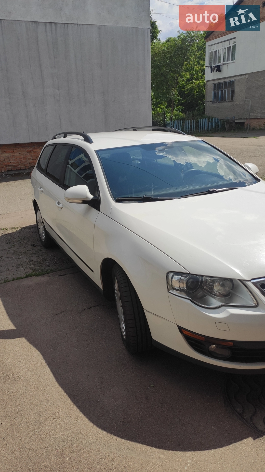 2010 Volkswagen Passat - мініатюра 6