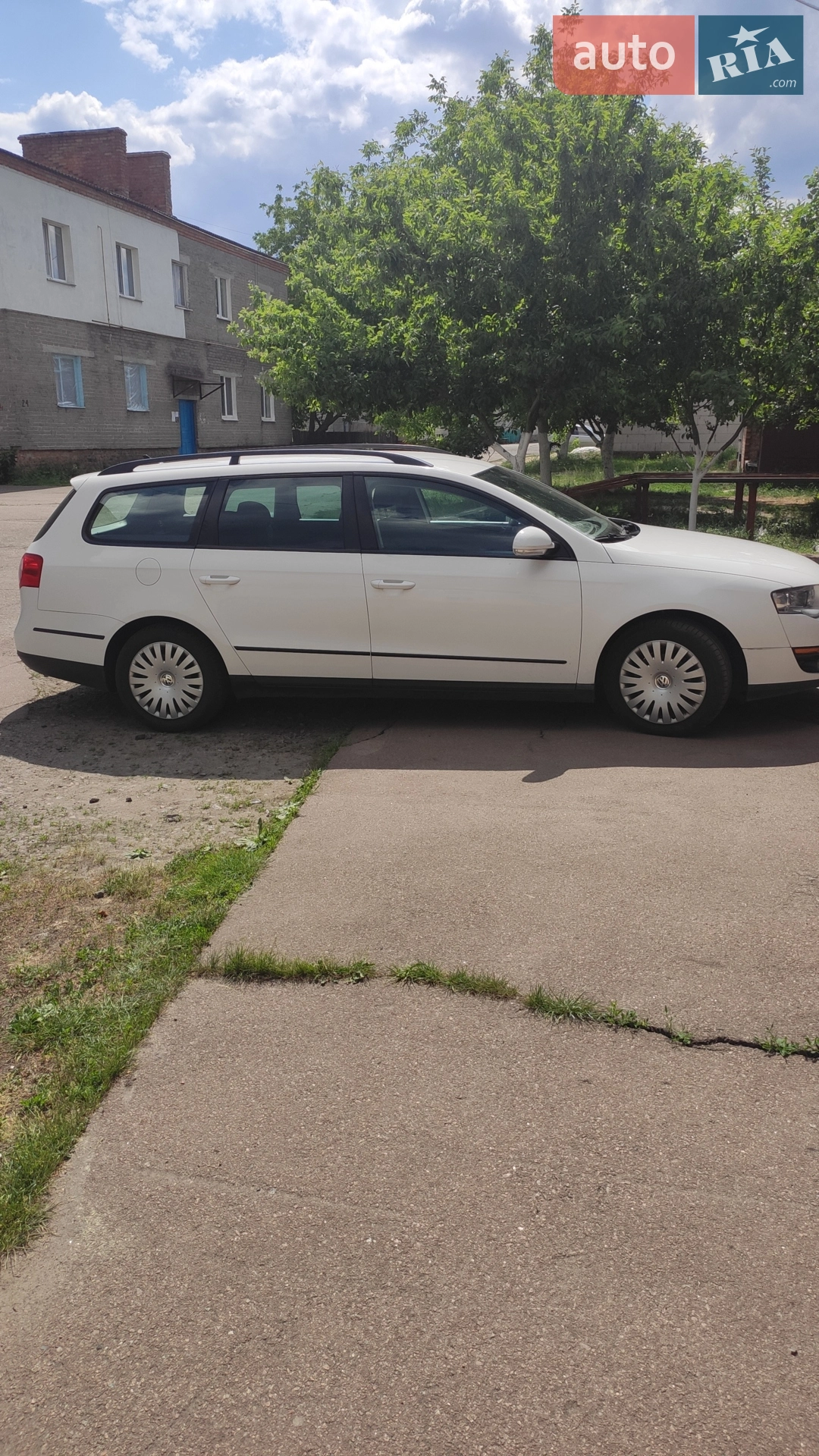 2010 Volkswagen Passat - мініатюра 8