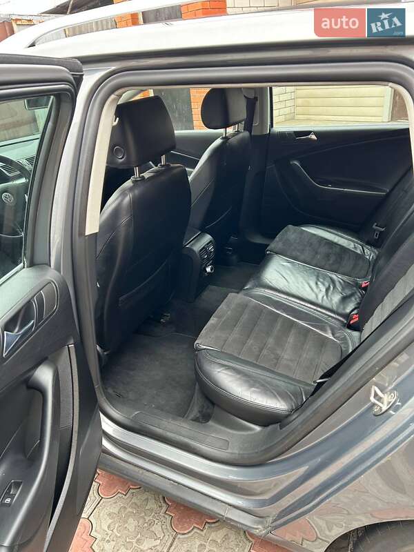 Універсал Volkswagen Passat 2006 в Харкові