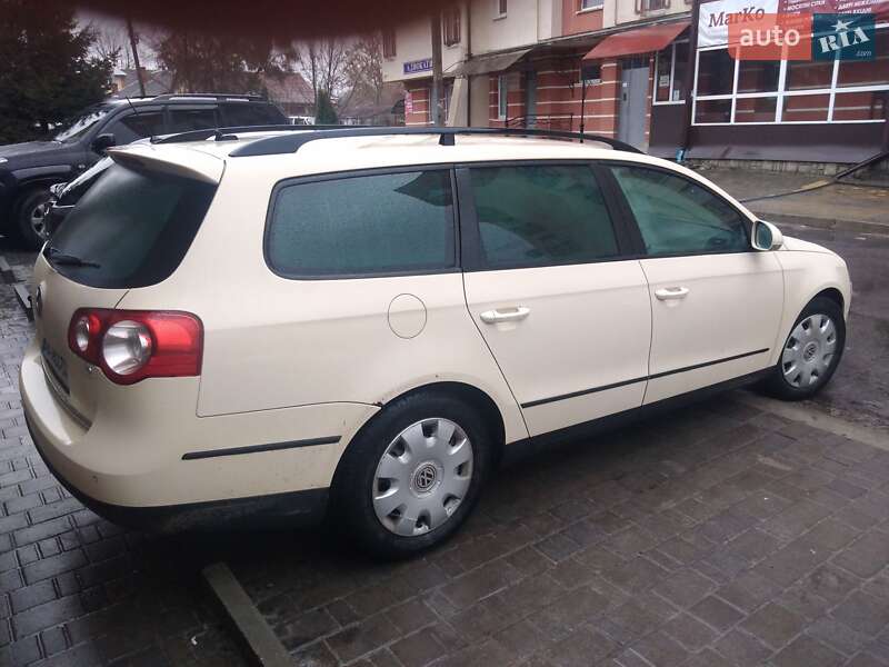 Универсал Volkswagen Passat 2008 в Пустомытах