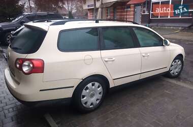 Универсал Volkswagen Passat 2008 в Пустомытах