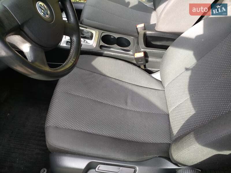 Седан Volkswagen Passat 2008 в Киеве
