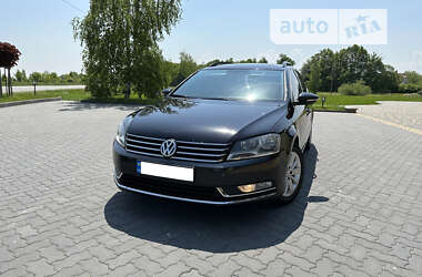 Універсал Volkswagen Passat 2013 в Коломиї