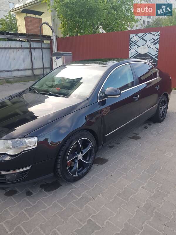 Седан Volkswagen Passat 2006 в Львове