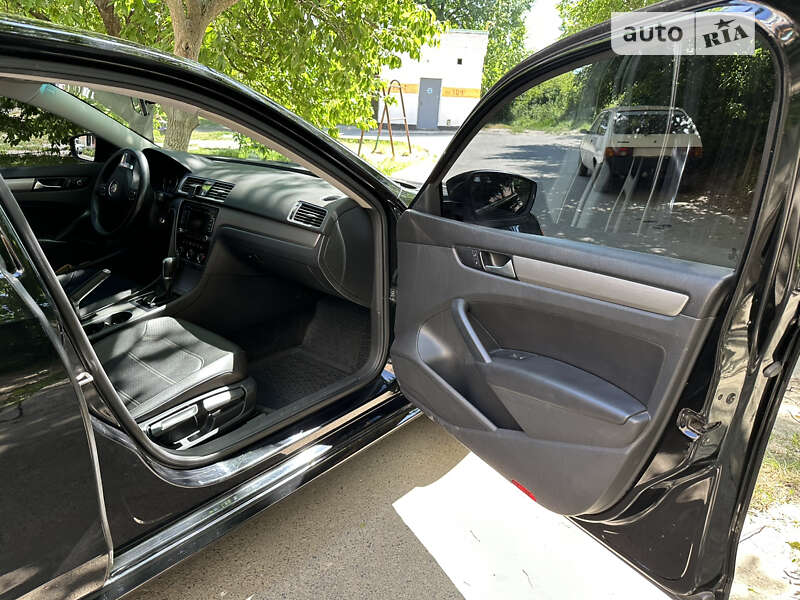 Седан Volkswagen Passat 2014 в Звенигородці
