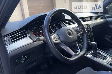 Седан Volkswagen Passat 2020 в 