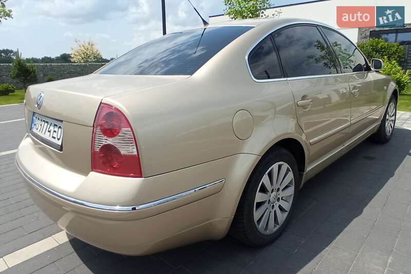 Седан Volkswagen Passat 2001 в Мукачево