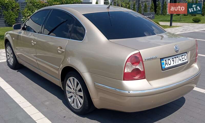 Седан Volkswagen Passat 2001 в Мукачево