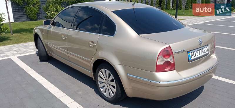 Седан Volkswagen Passat 2001 в Мукачево
