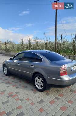 Седан Volkswagen Passat 2002 в Черновцах