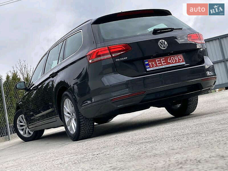 Универсал Volkswagen Passat 2017 в Бориславе