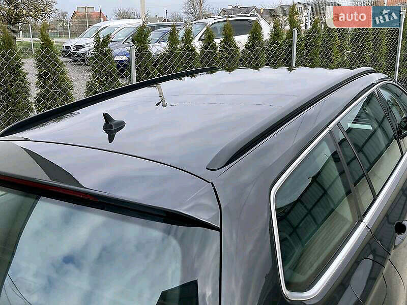 Универсал Volkswagen Passat 2017 в Бориславе