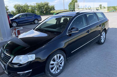 Універсал Volkswagen Passat 2010 в Івано-Франківську