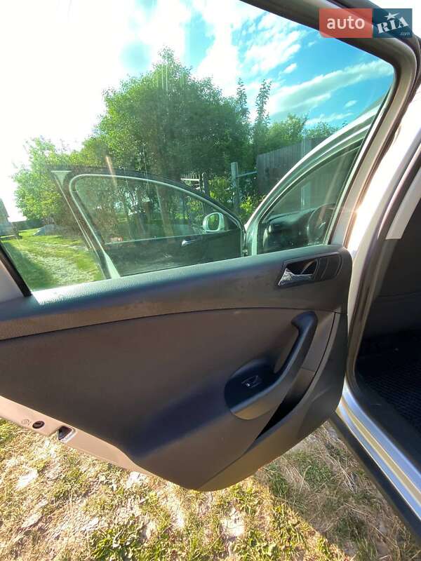 Универсал Volkswagen Passat 2007 в Буске