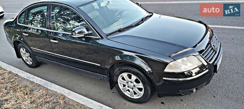 Седан Volkswagen Passat 2005 в Киеве