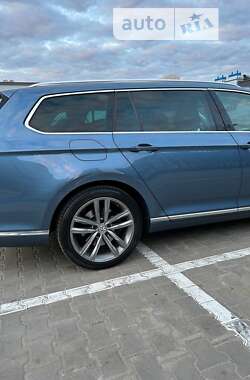 Универсал Volkswagen Passat 2014 в Киеве