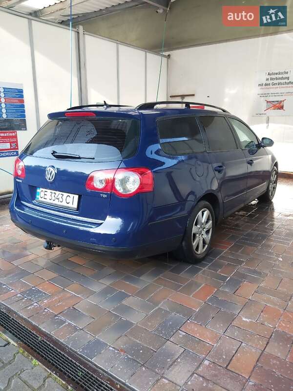 Універсал Volkswagen Passat 2006 в Чернівцях