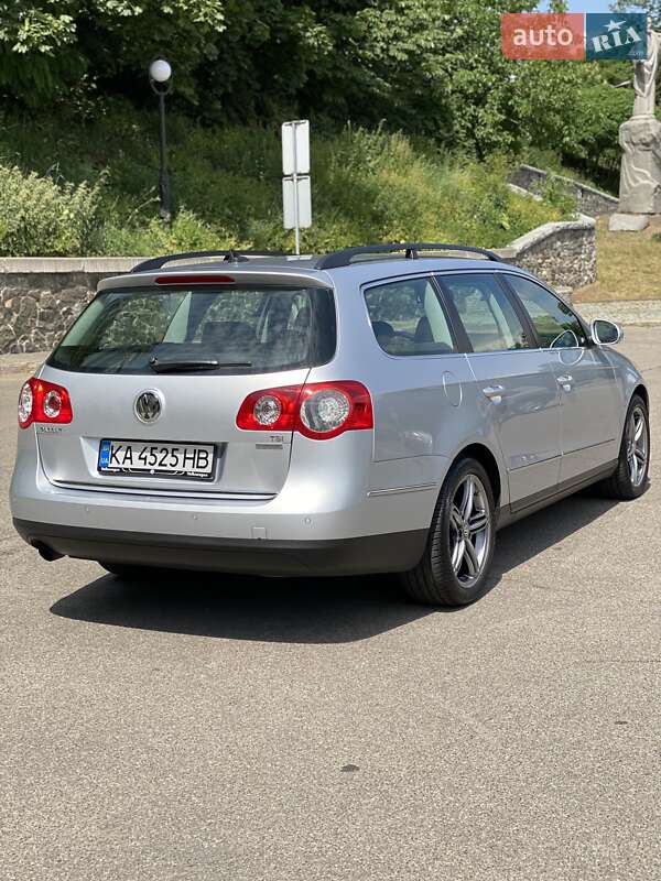 Універсал Volkswagen Passat 2009 в Києві