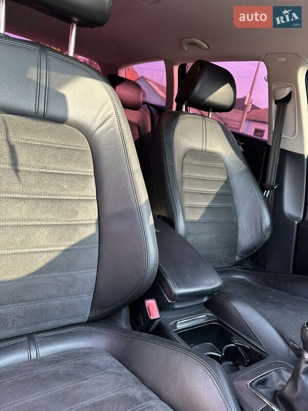 Универсал Volkswagen Passat 2010 в Овруче