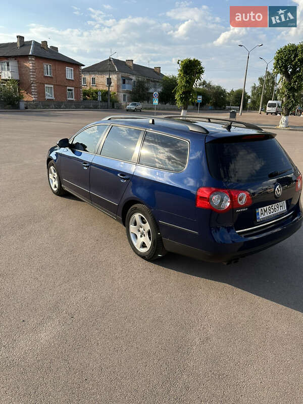Универсал Volkswagen Passat 2010 в Овруче