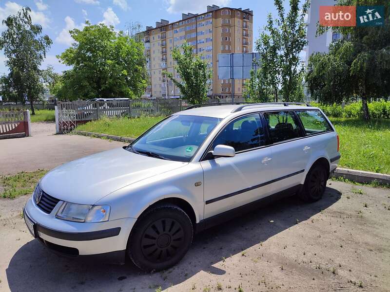 Універсал Volkswagen Passat 1998 в Івано-Франківську