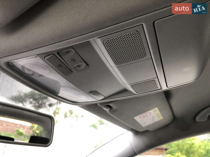 Универсал Volkswagen Passat 2014 в Золочеве