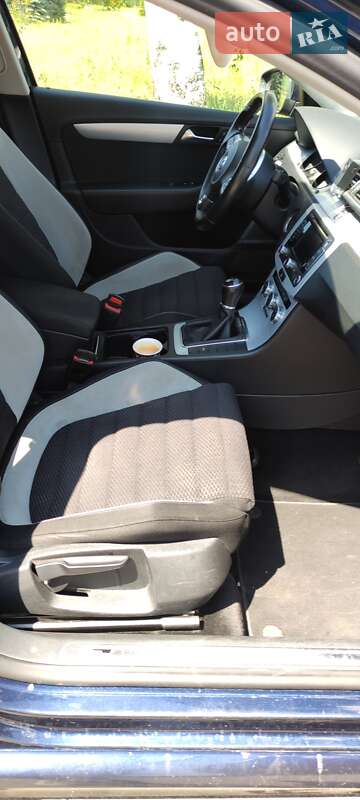Универсал Volkswagen Passat 2012 в Полтаве