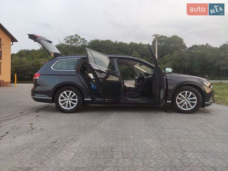 Універсал Volkswagen Passat 2017 в Тернополі