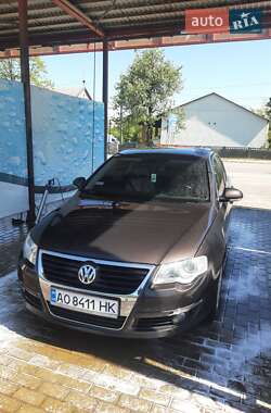 Седан Volkswagen Passat 2010 в Межгорье