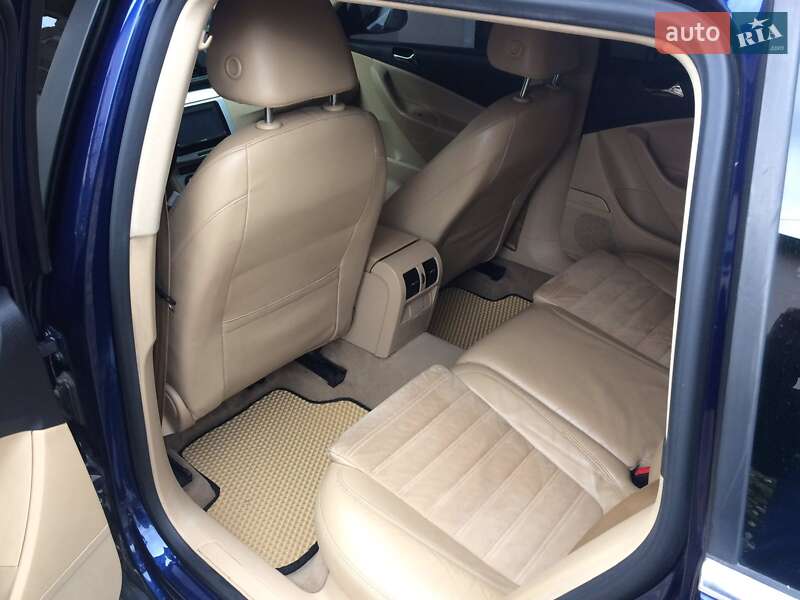 Універсал Volkswagen Passat 2008 в Бродах