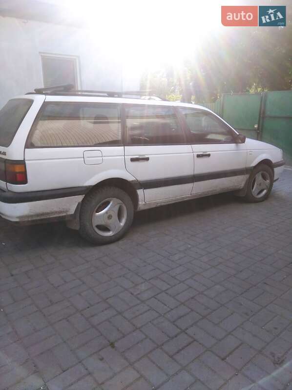 Универсал Volkswagen Passat 1990 в Черкассах
