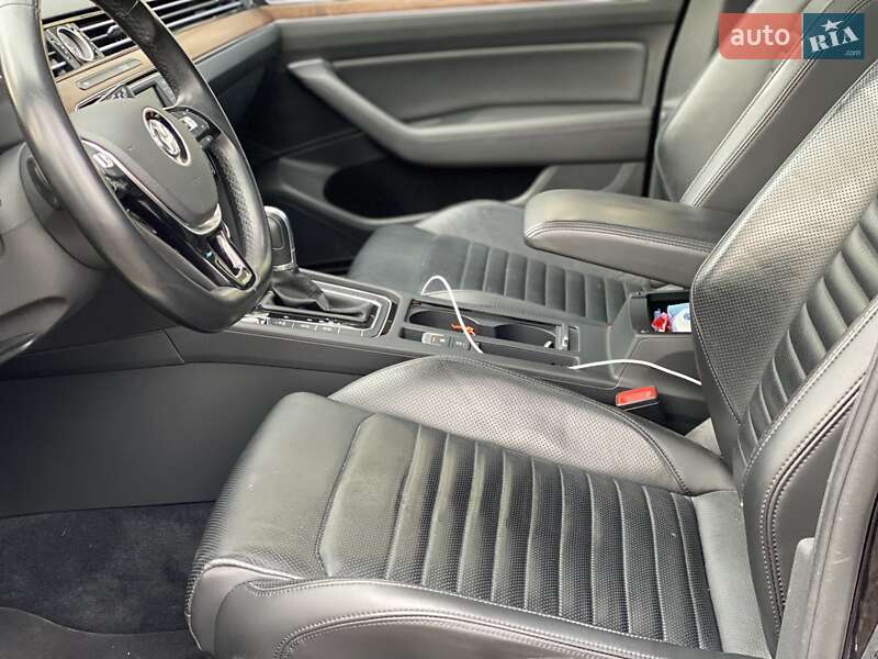 Універсал Volkswagen Passat 2015 в Бершаді