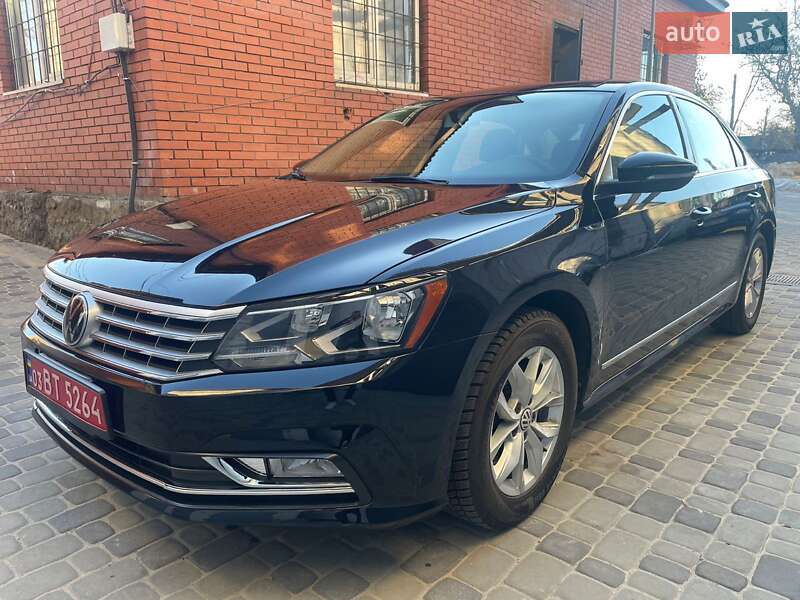 Седан Volkswagen Passat 2016 в Дніпрі